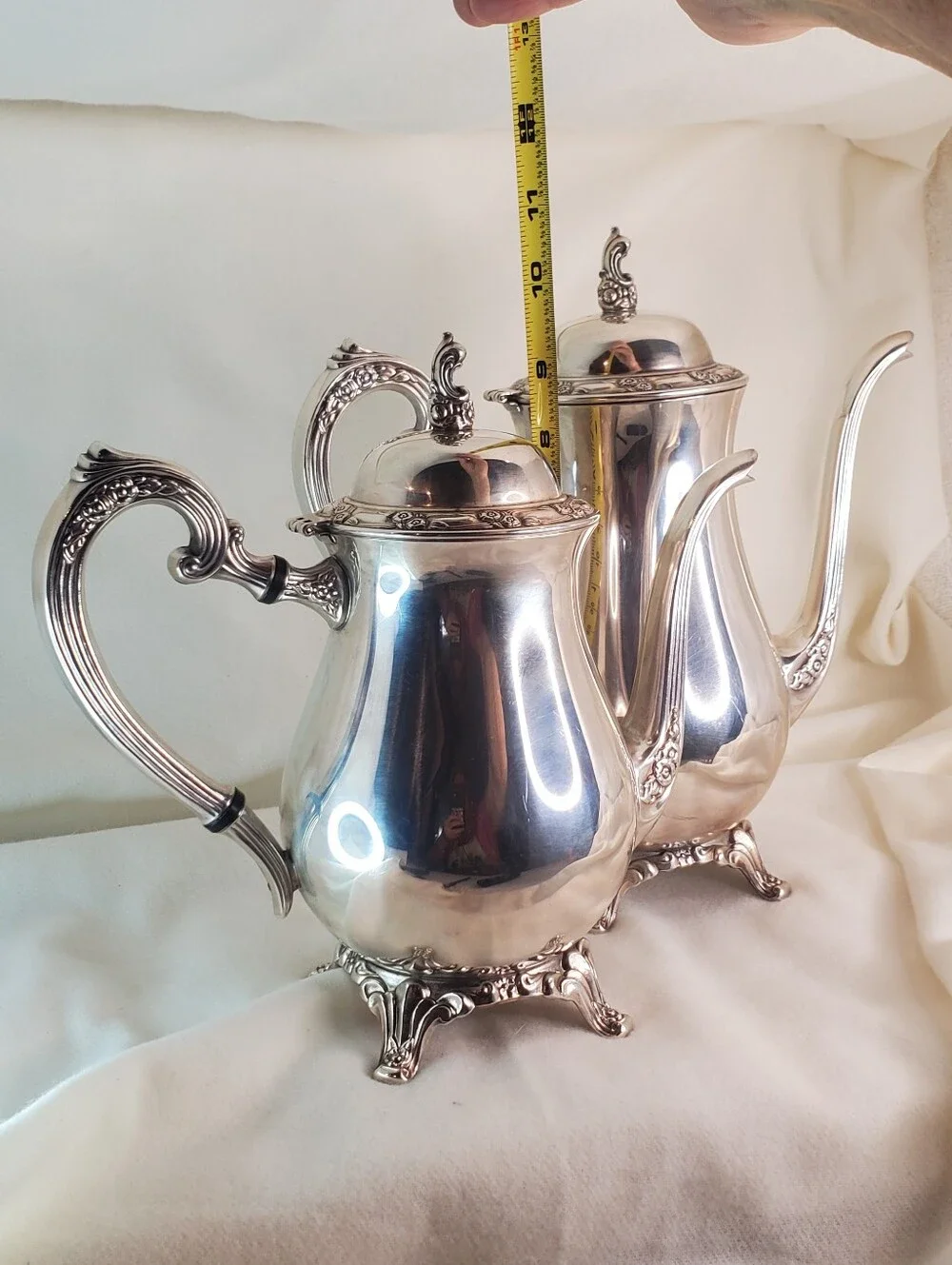 VTG Oneida USA Silver Plate 5-piece Coffee/Tea Service Set with 24